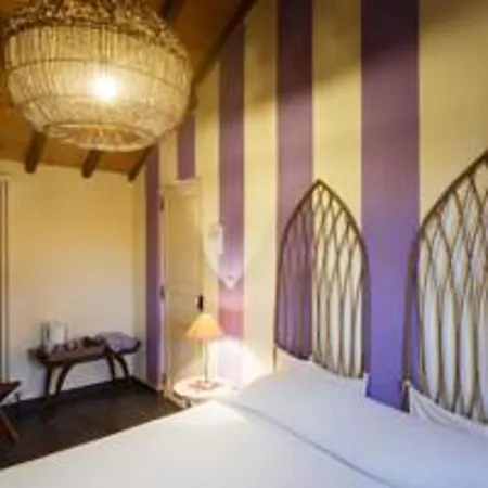 Masoe Des Chatards Bed & Breakfast